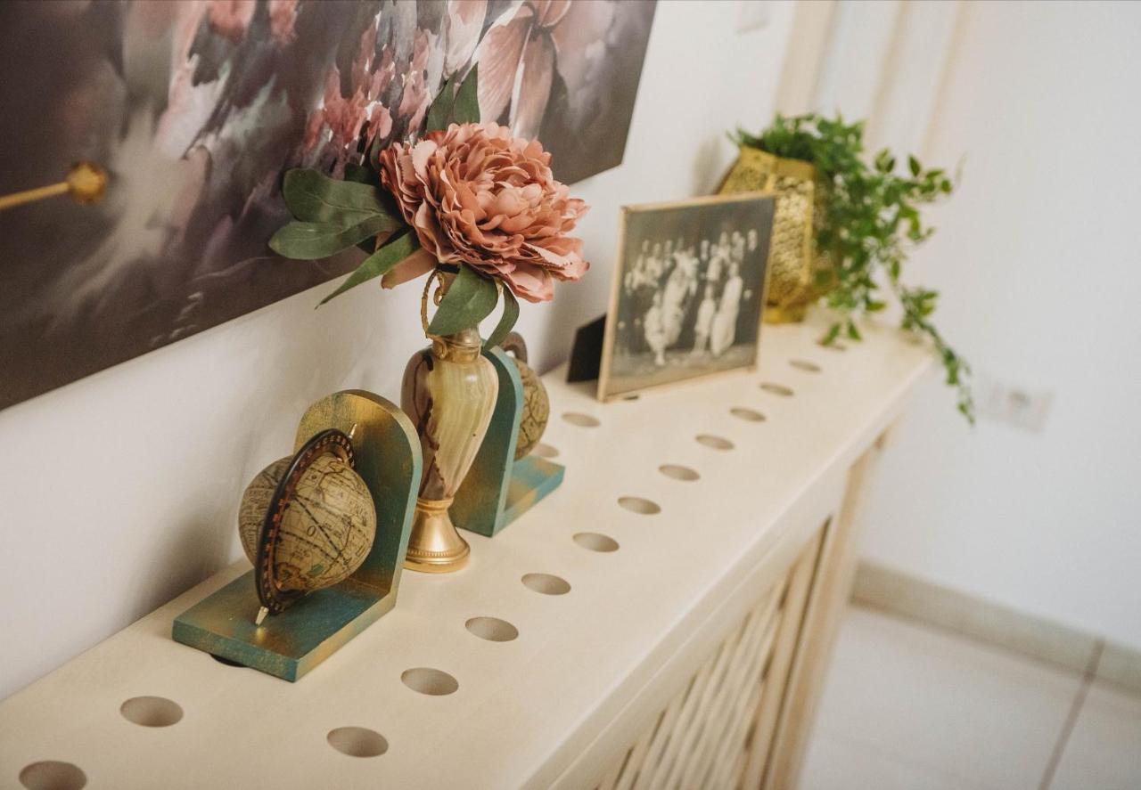 La Contessa Apartament Тыргу-Нямц Экстерьер фото